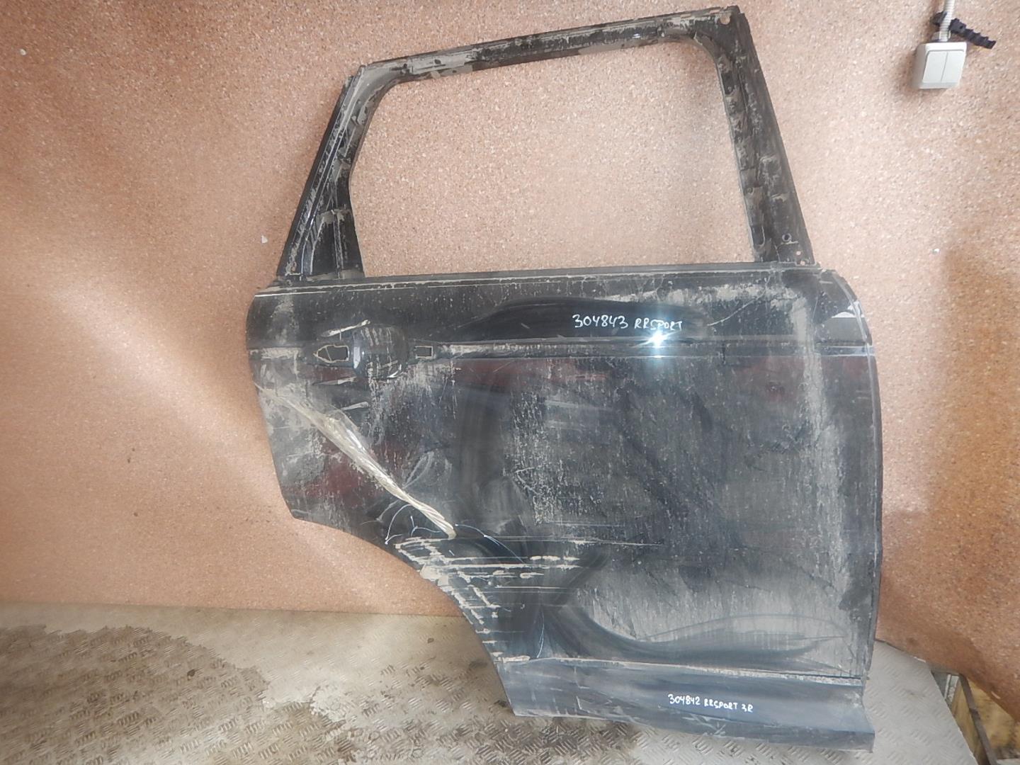 Дверь задняя правая