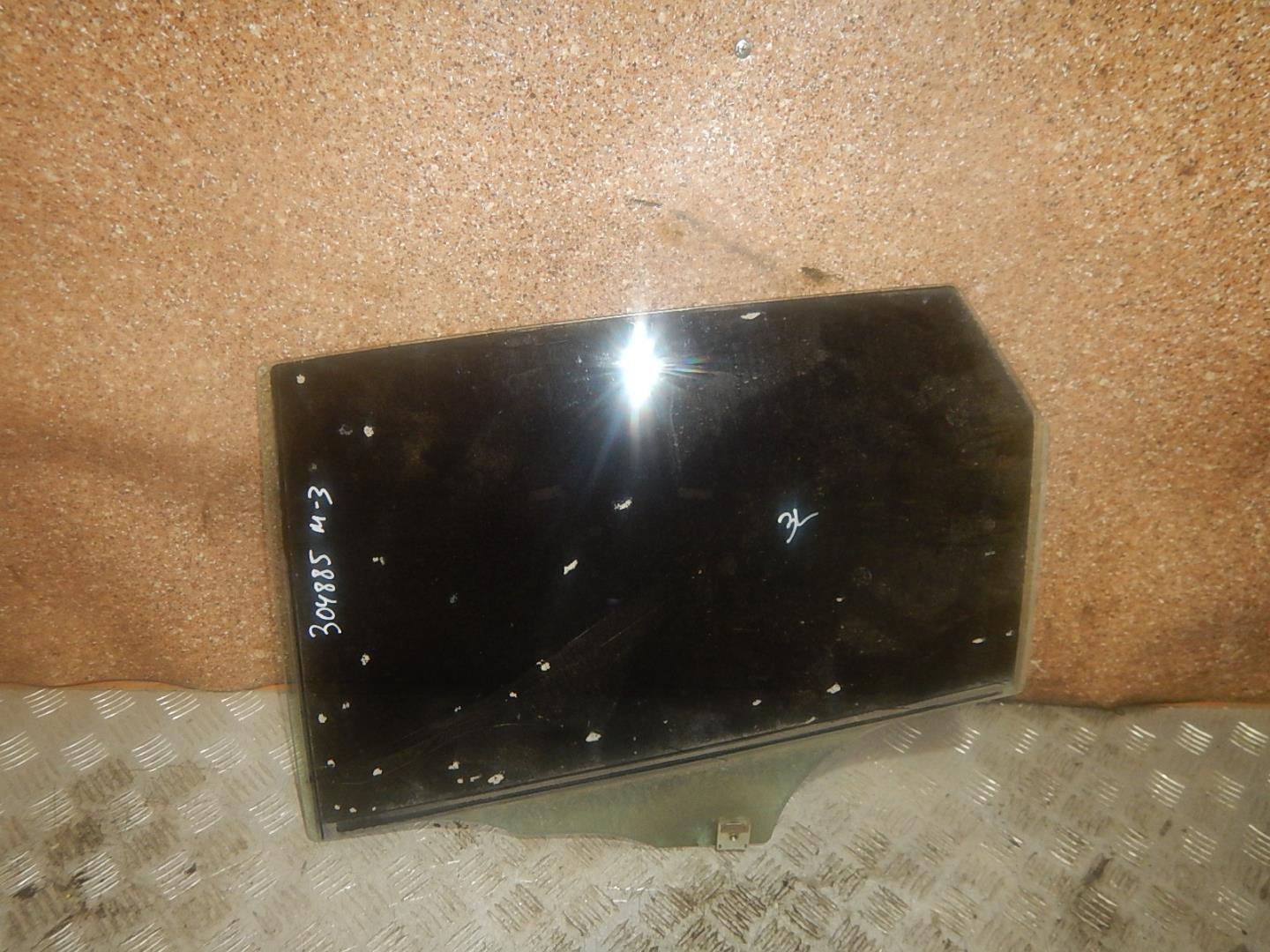 Стекло двери задней левой