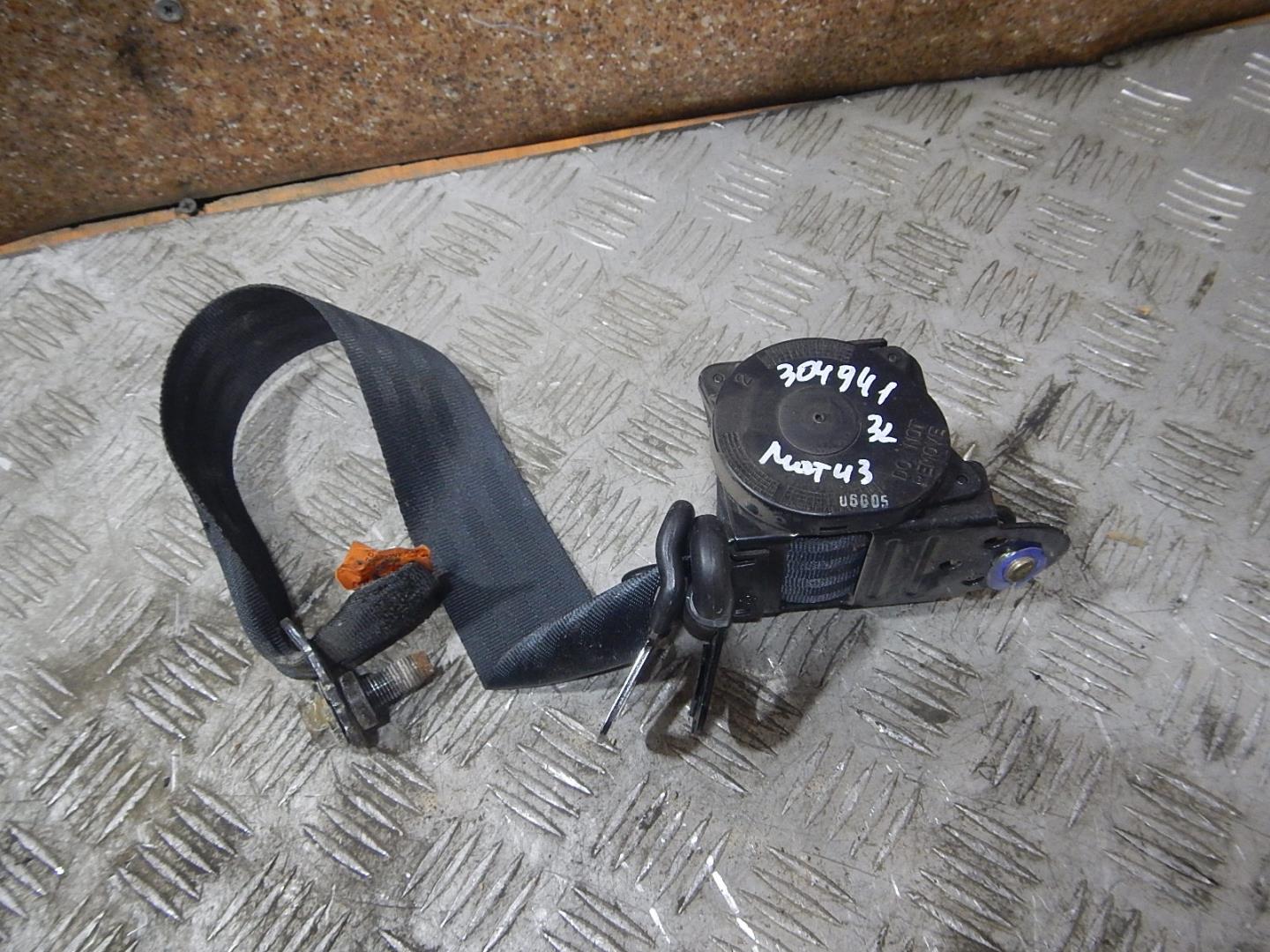 Ремень безопасности