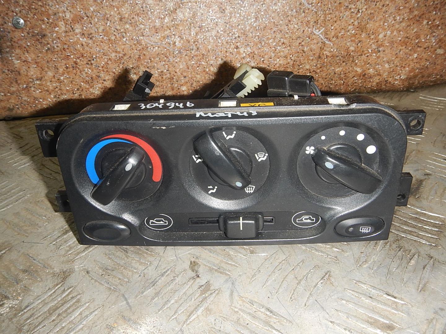 Блок управления климатической установкой