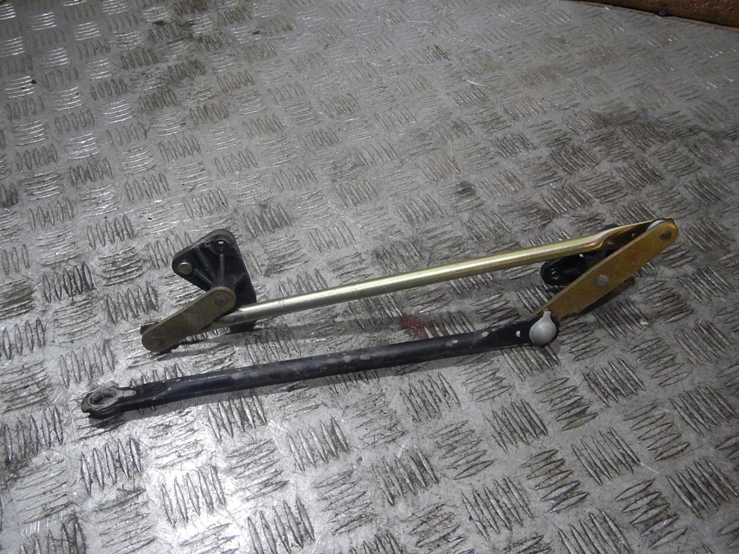 Трапеция стеклоочистителей