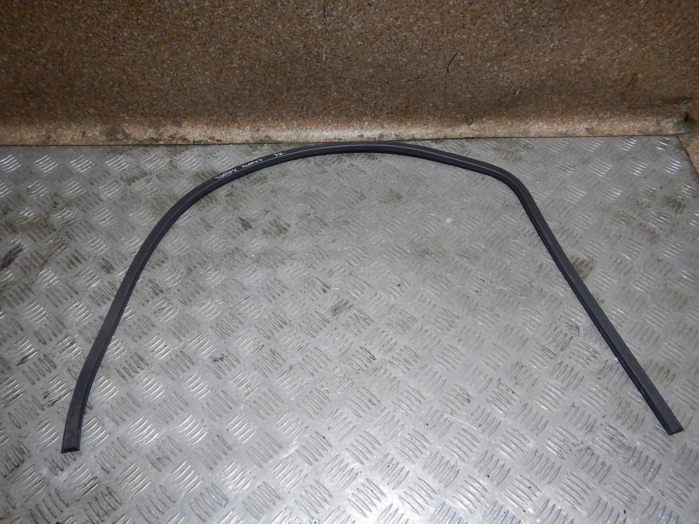 Уплотнитель двери