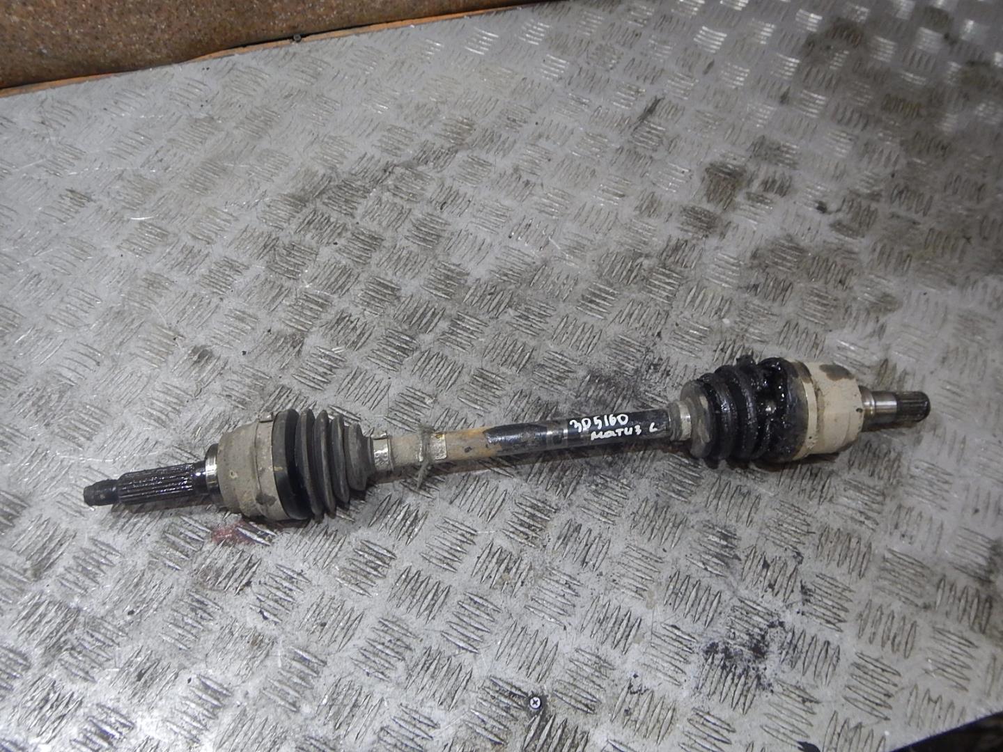 Полуось передняя левая