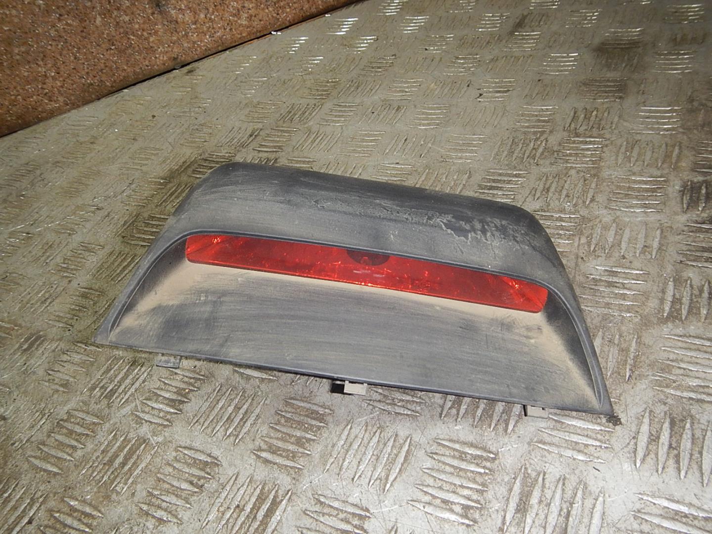 Фонарь задний (стоп сигнал)