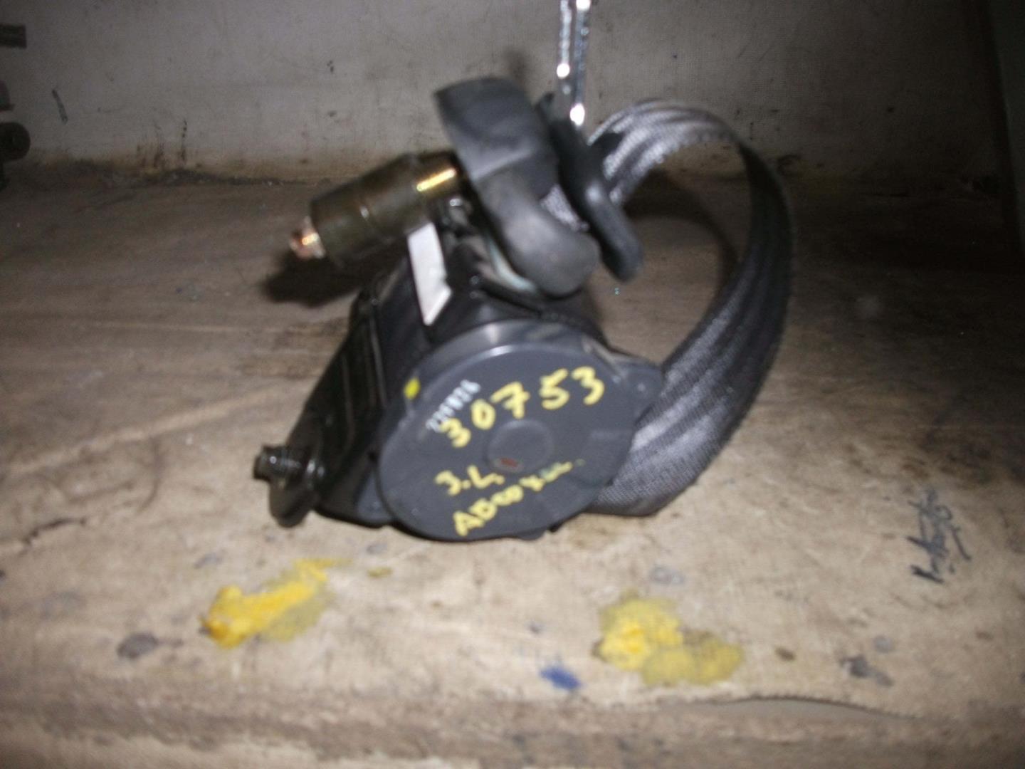 Ремень безопасности