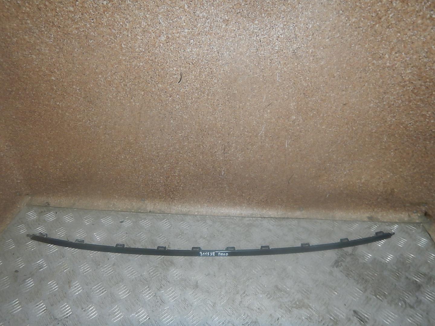 Молдинг заднего бампера