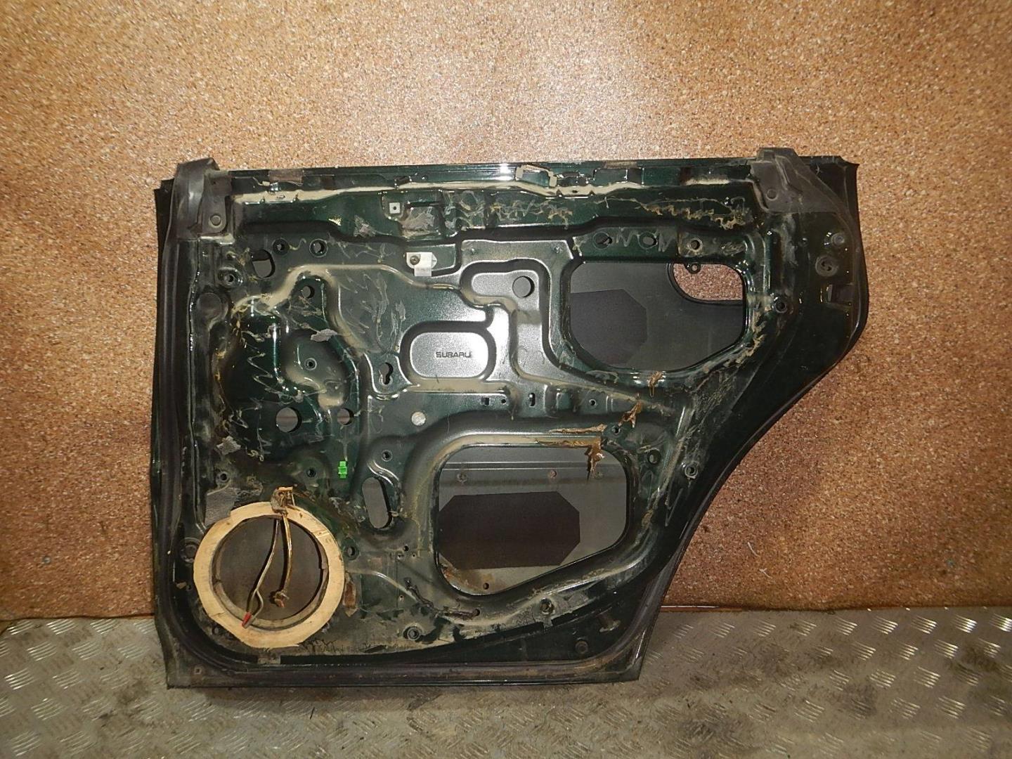 Дверь задняя правая