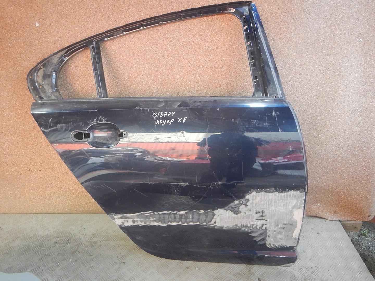 Дверь задняя правая