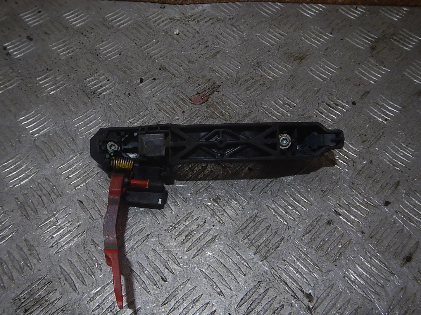 Ручка двери задней наружная правая