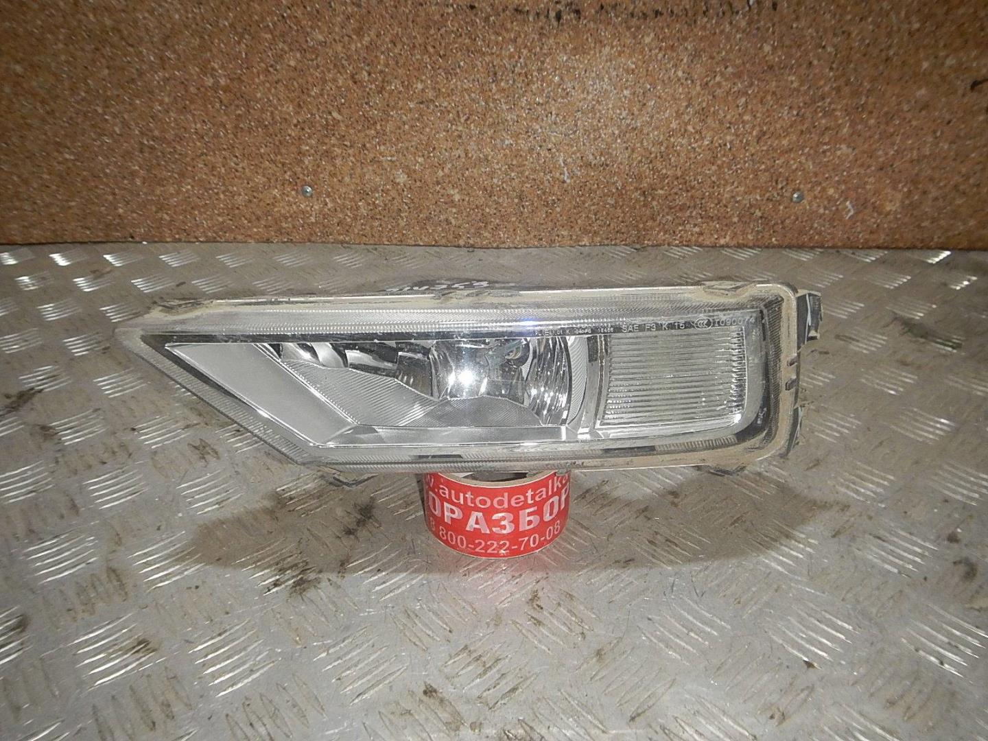 Фара противотуманная левая