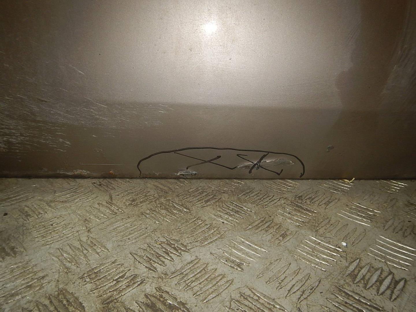 Дверь передняя правая