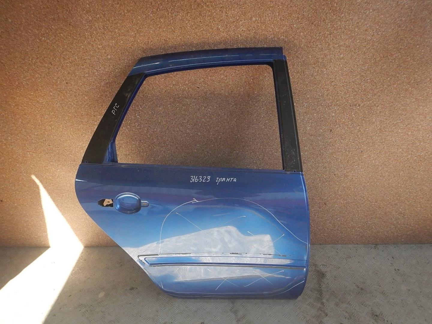 Дверь задняя правая