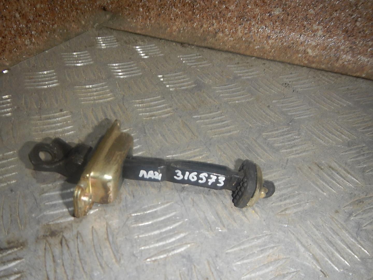 Ограничитель двери