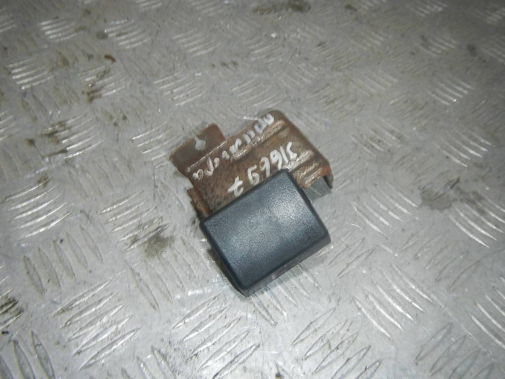 Ручка открывания капота