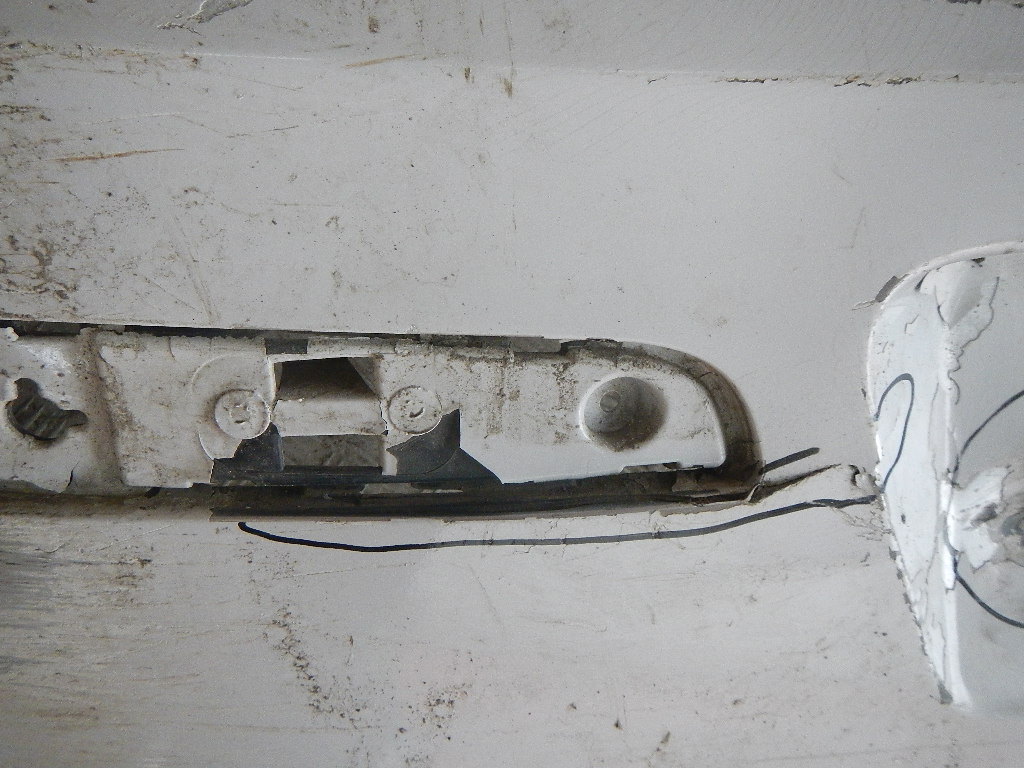 Бампер задний