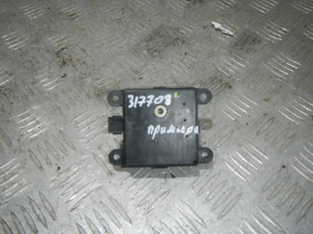 Моторчик заслонки печки