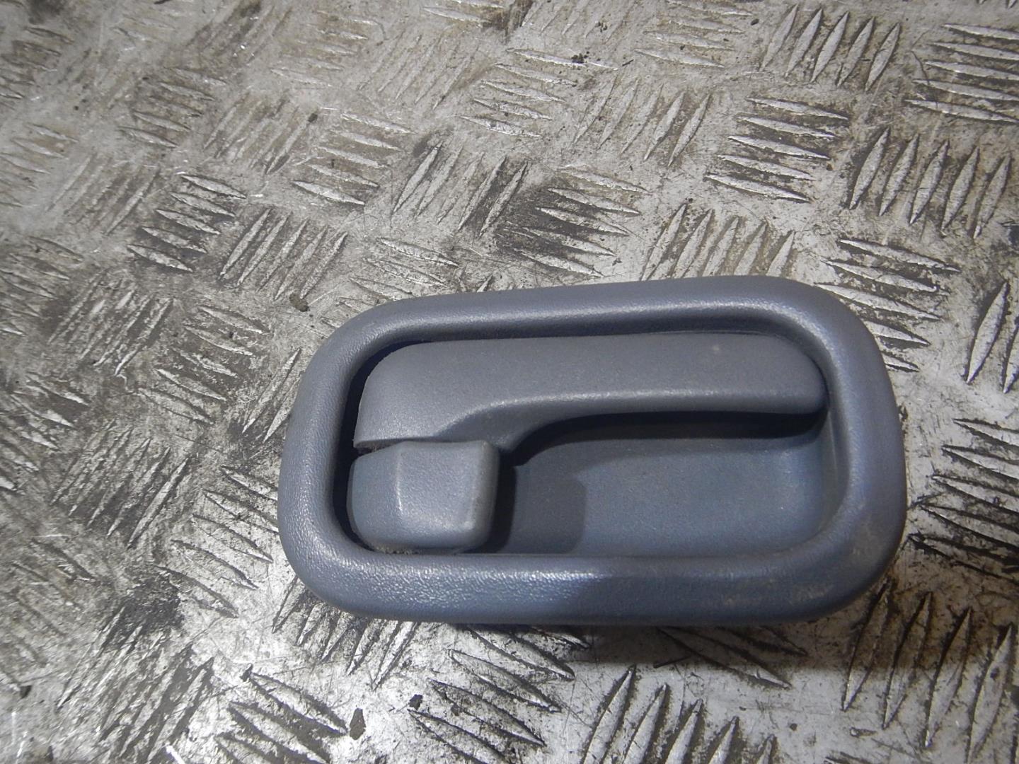 Ручка двери внутренняя правая