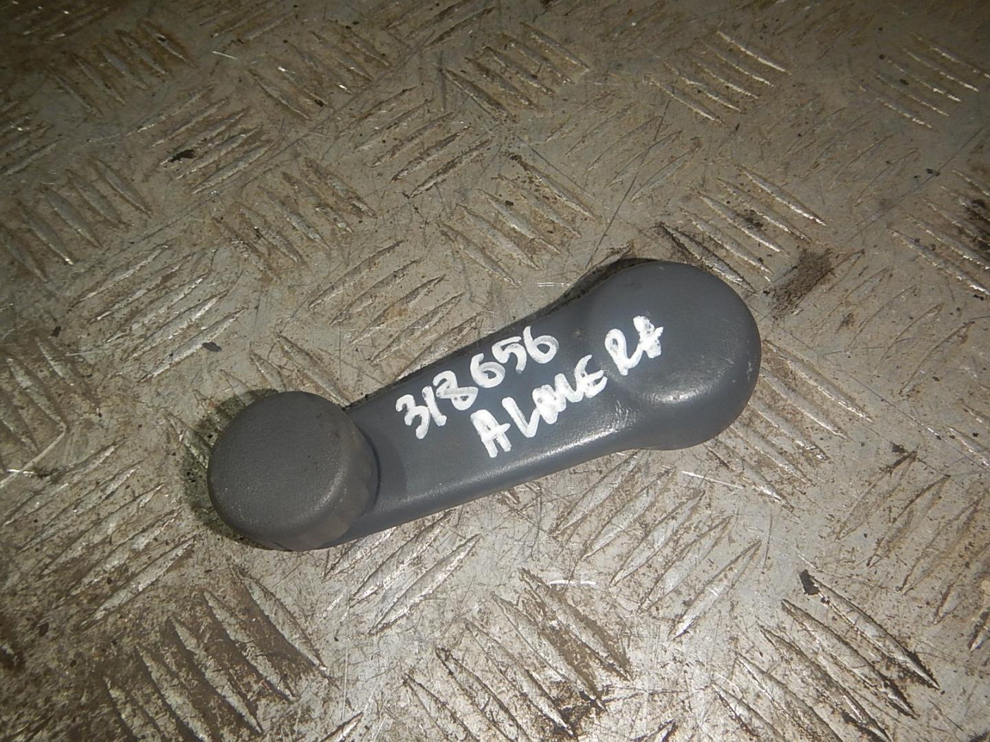 Ручка стеклоподъемника