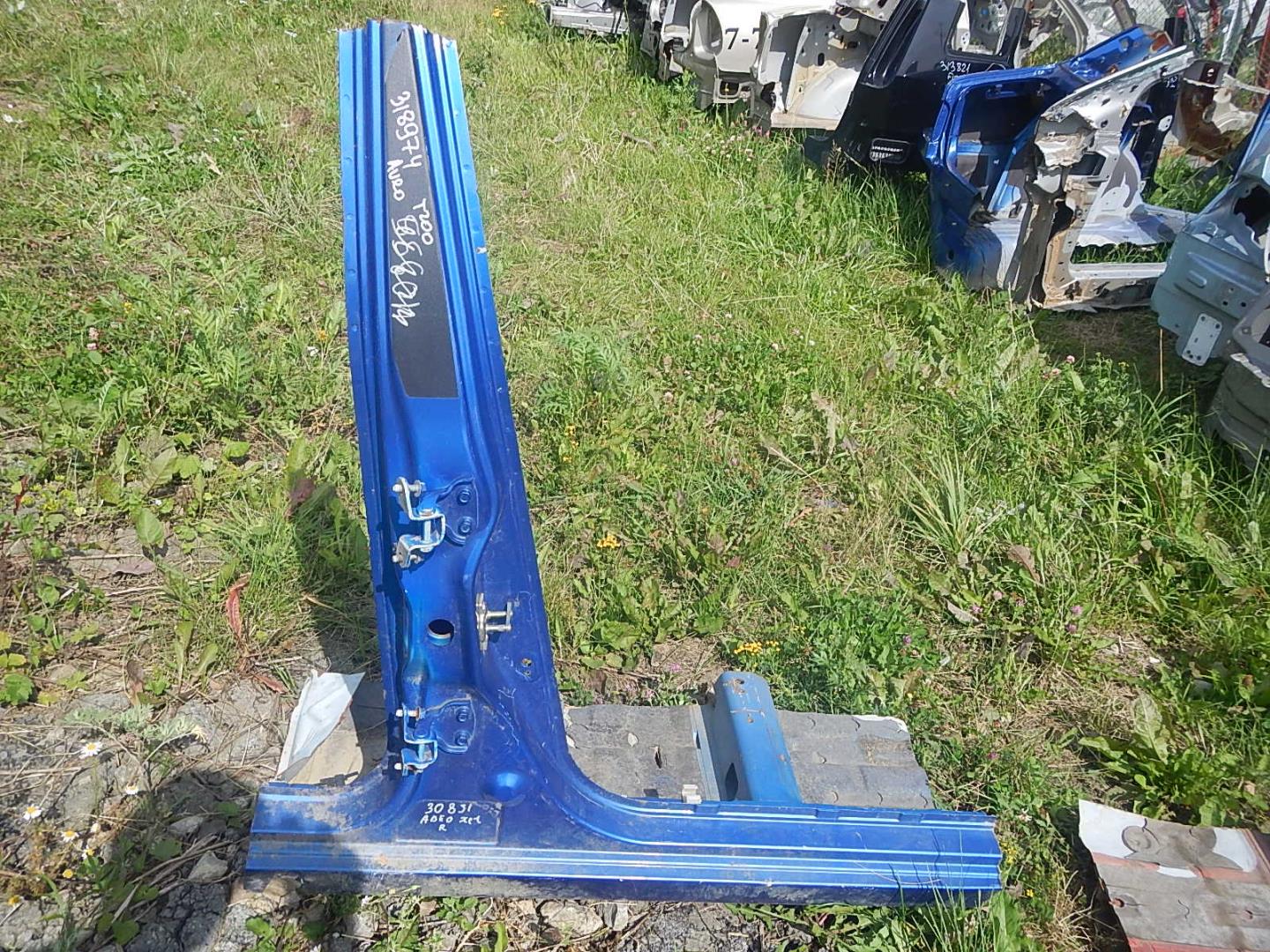 Кузовной элемент