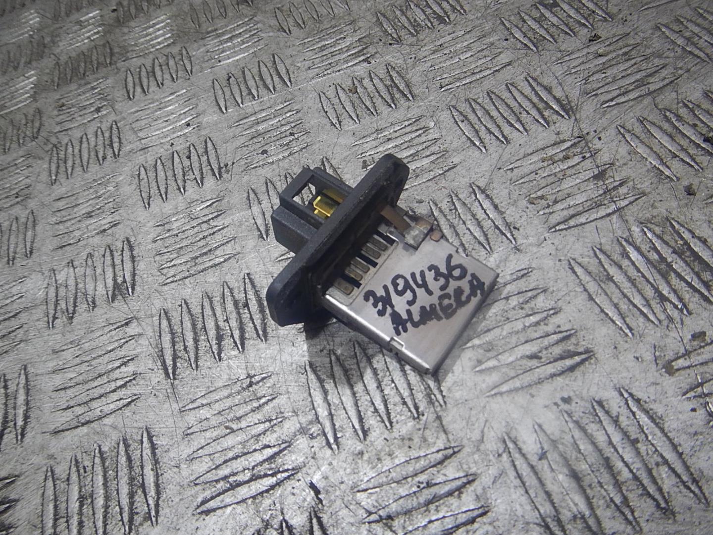 Резистор отопителя