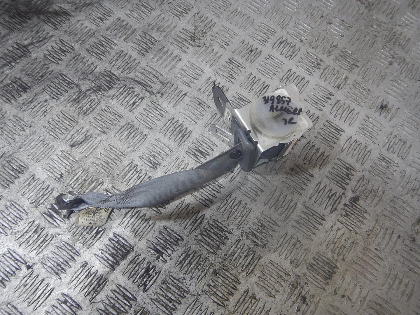 Ремень безопасности