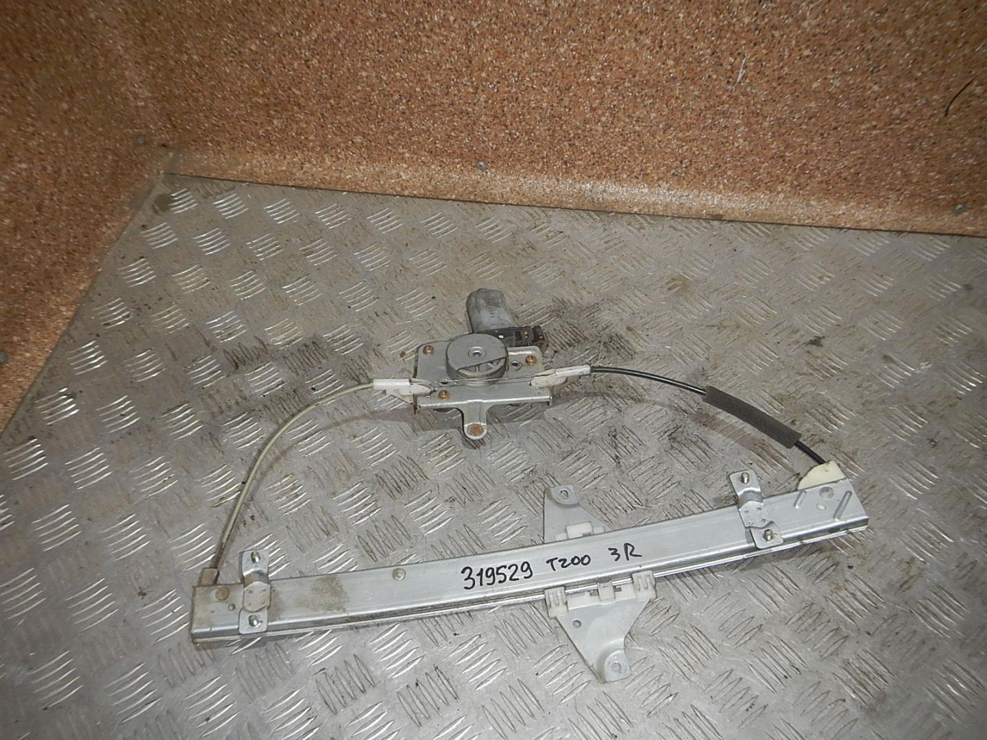 Стеклоподъемник электр. задний правый