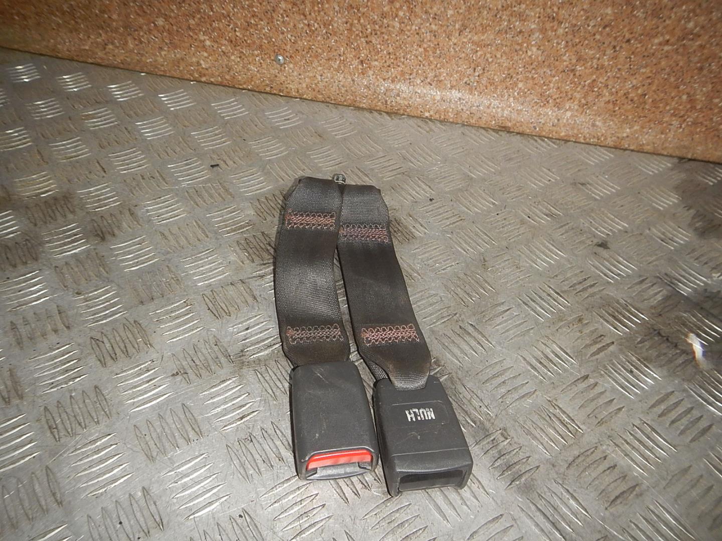 Ответная часть ремня безопасности