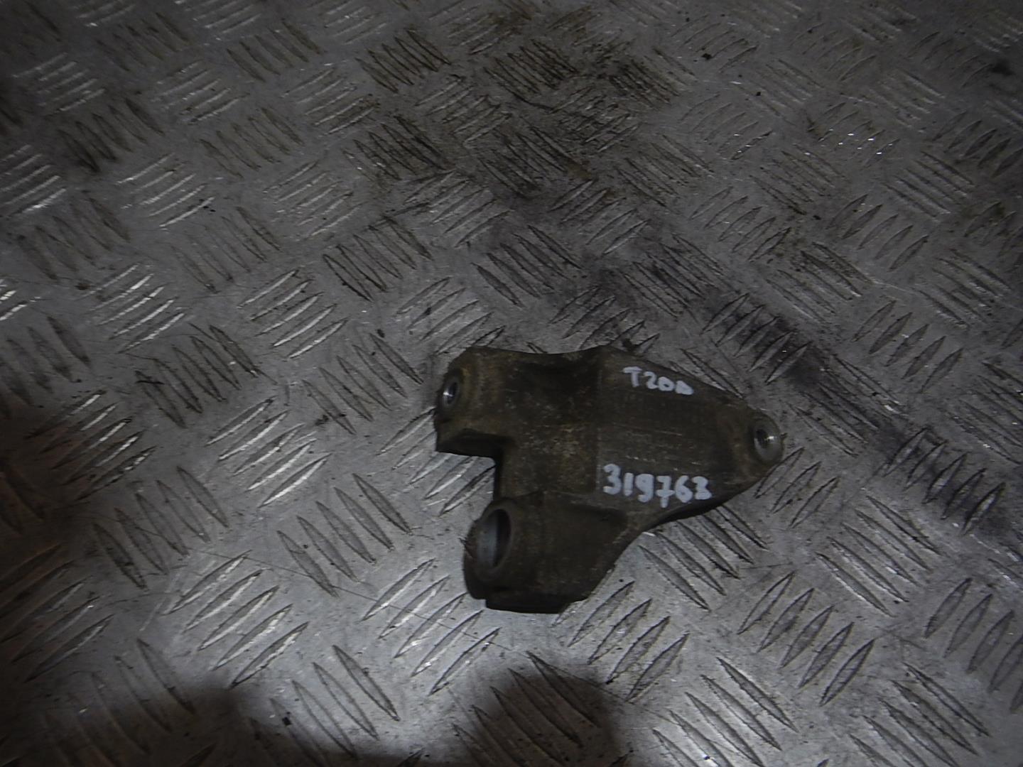 Кронштейн генератора