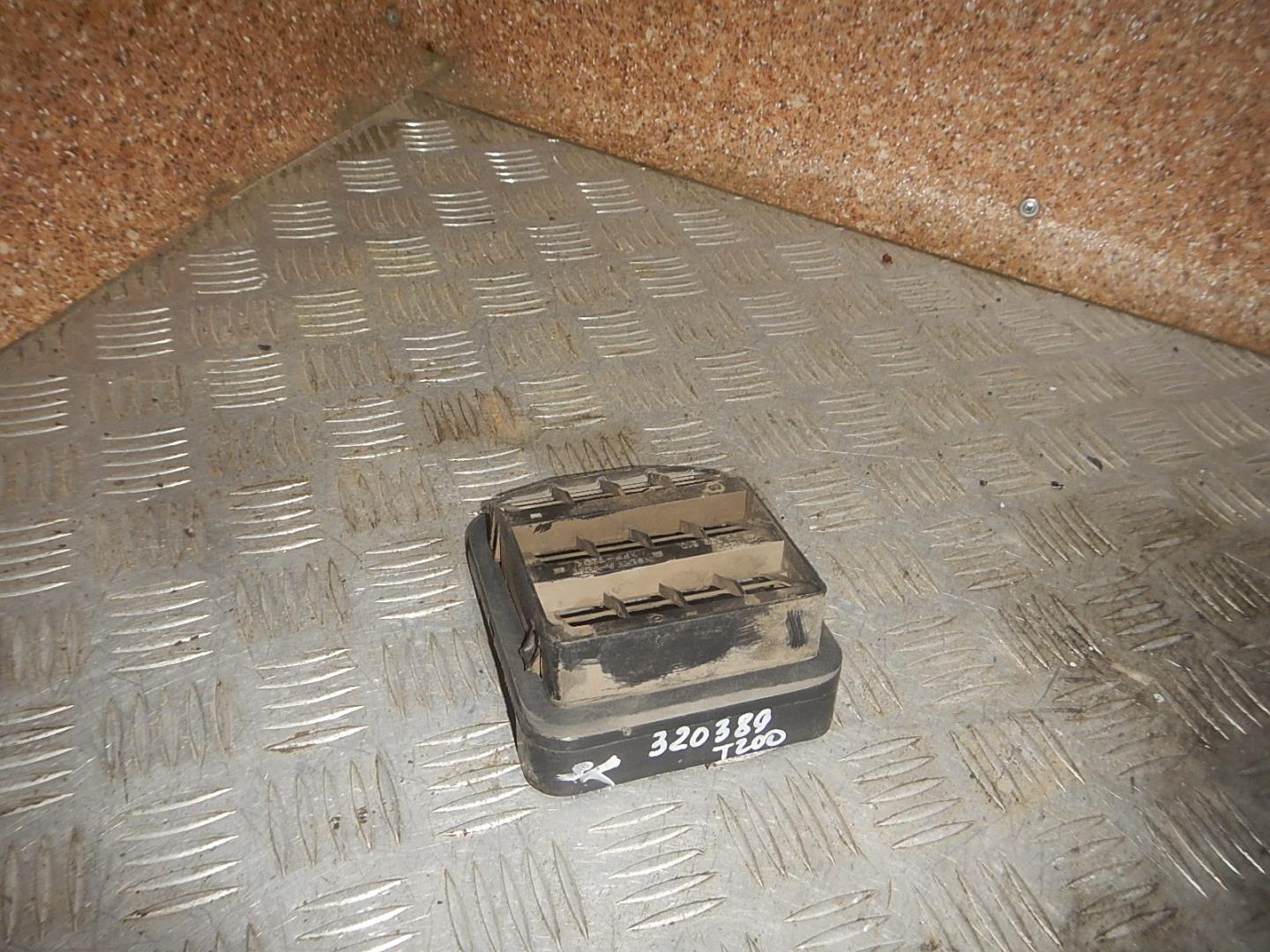 Решетка вентиляционная