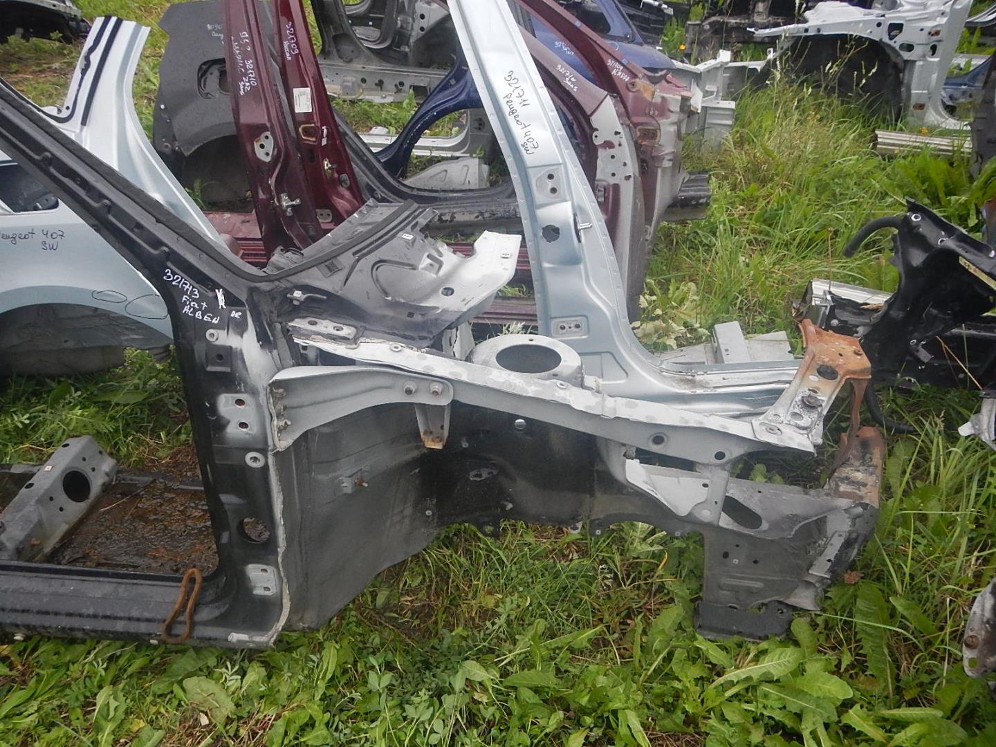 Лонжерон передний правый