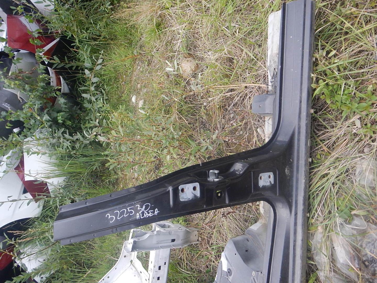 Кузовной элемент