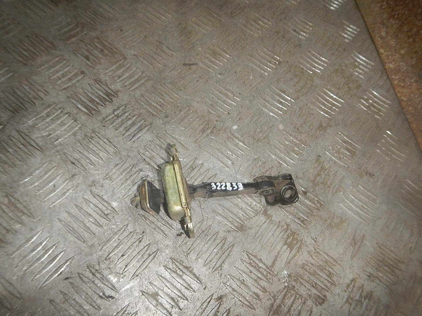 Ограничитель двери