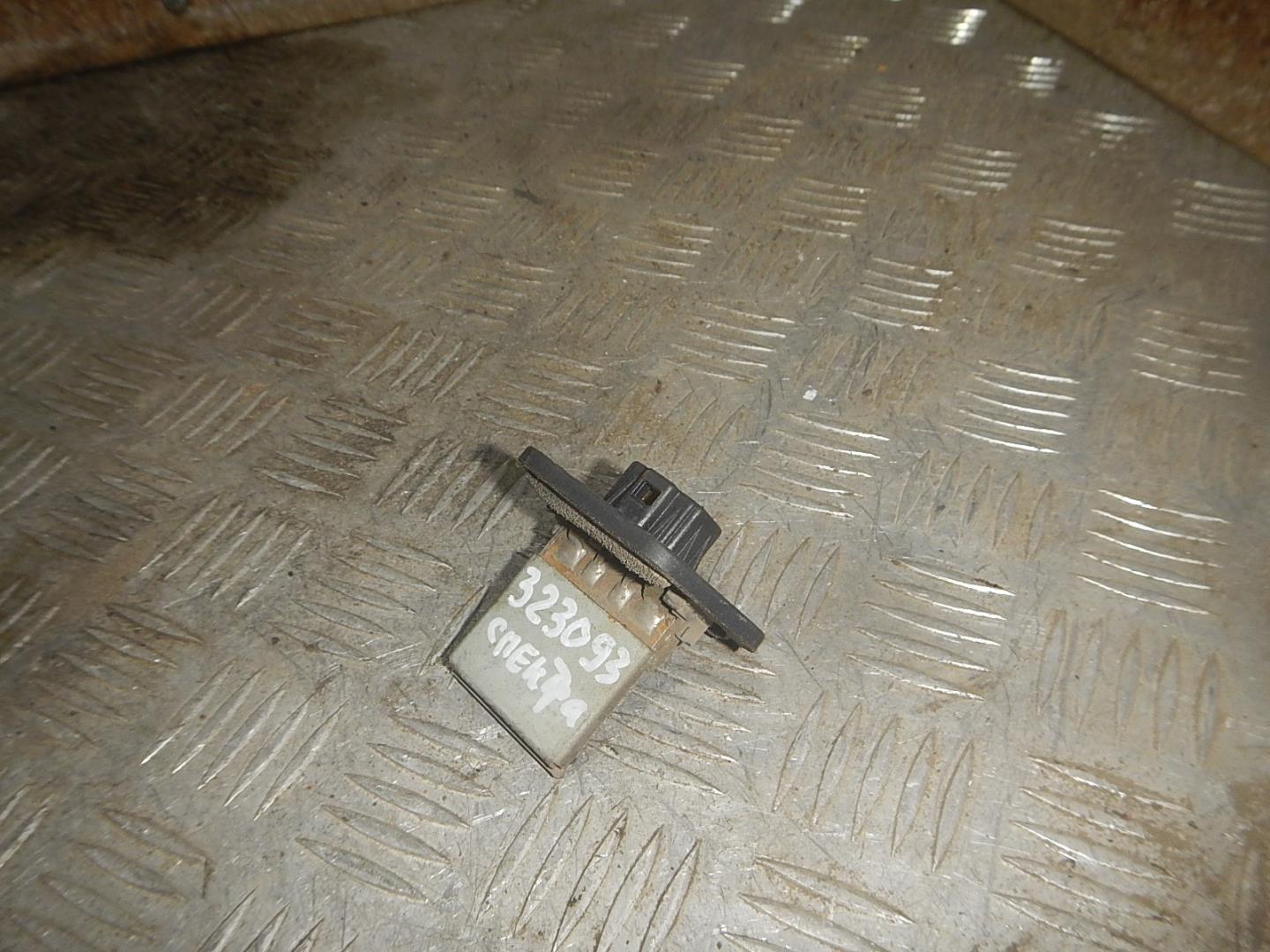 Резистор отопителя