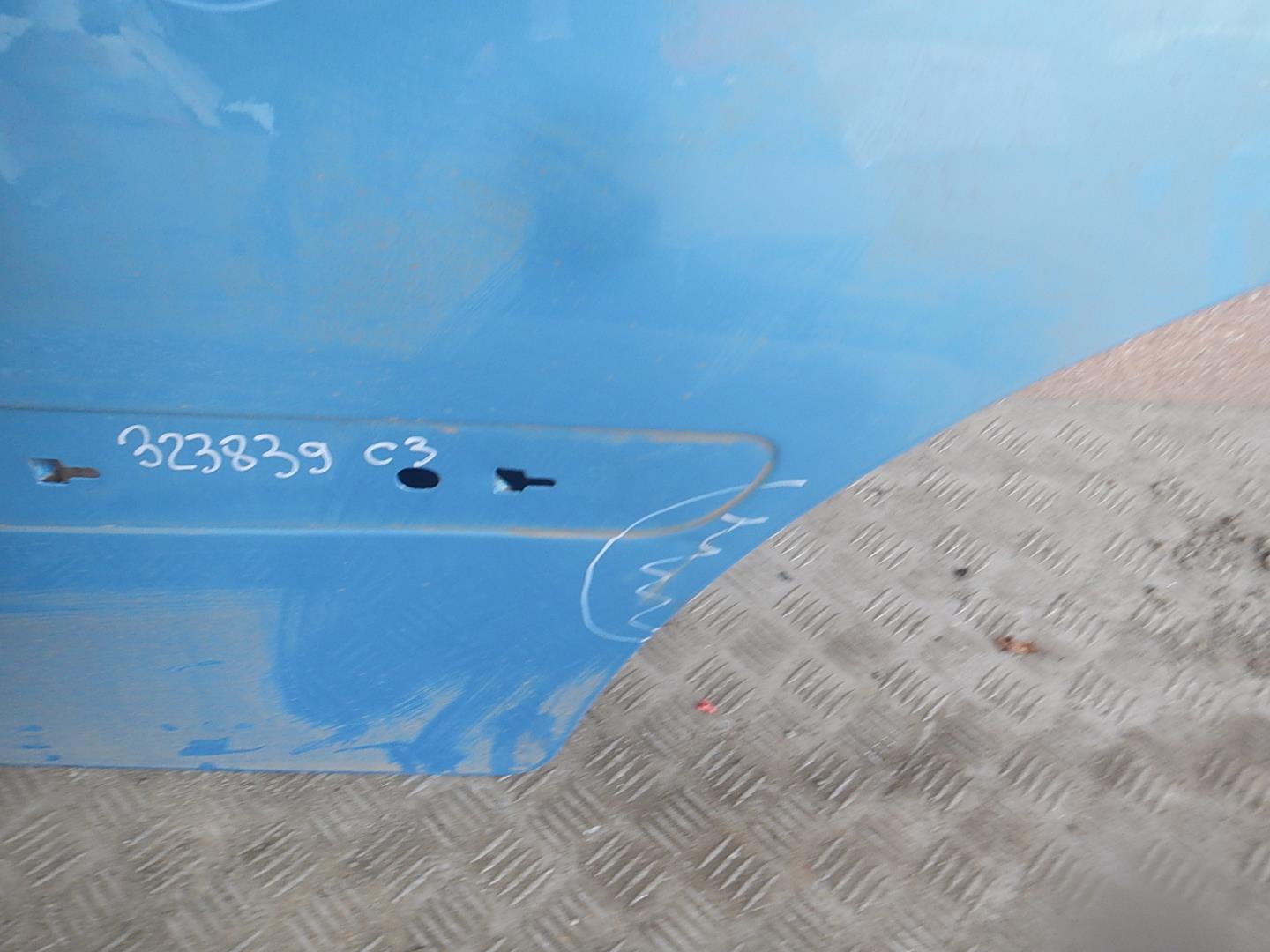 Дверь задняя левая