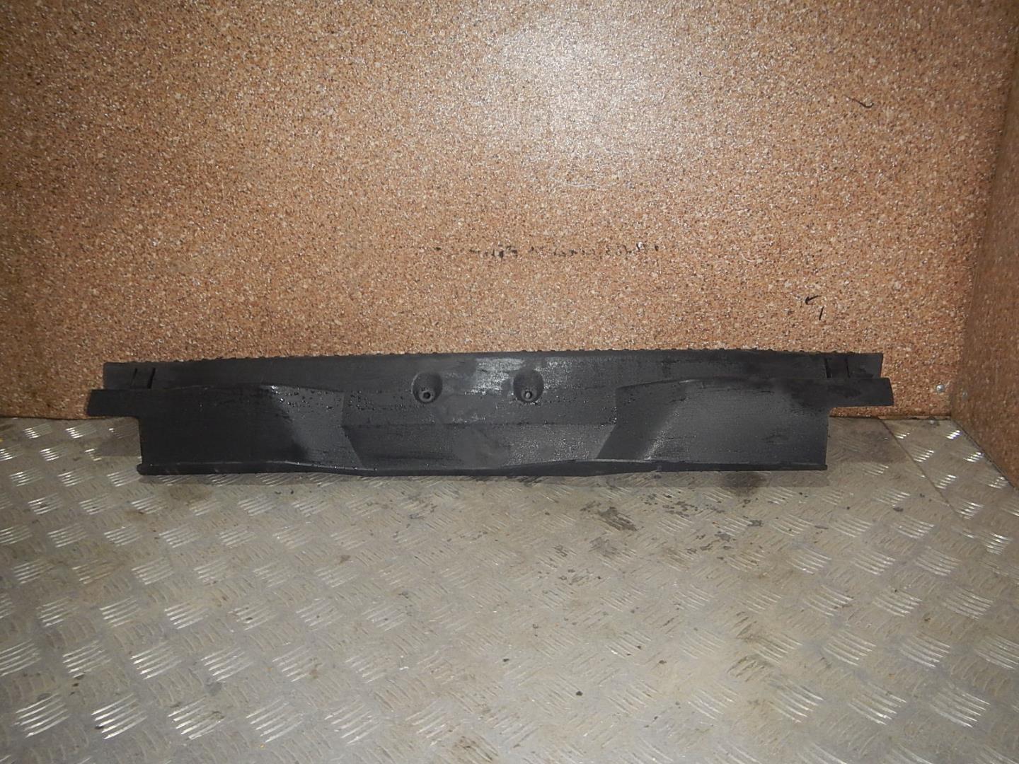 Обшивка багажника