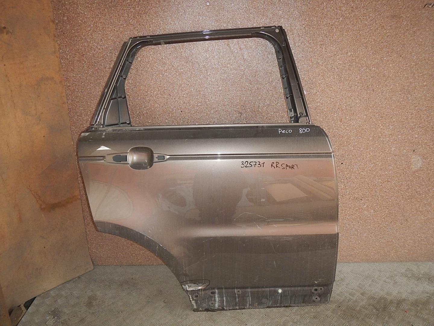 Дверь задняя правая