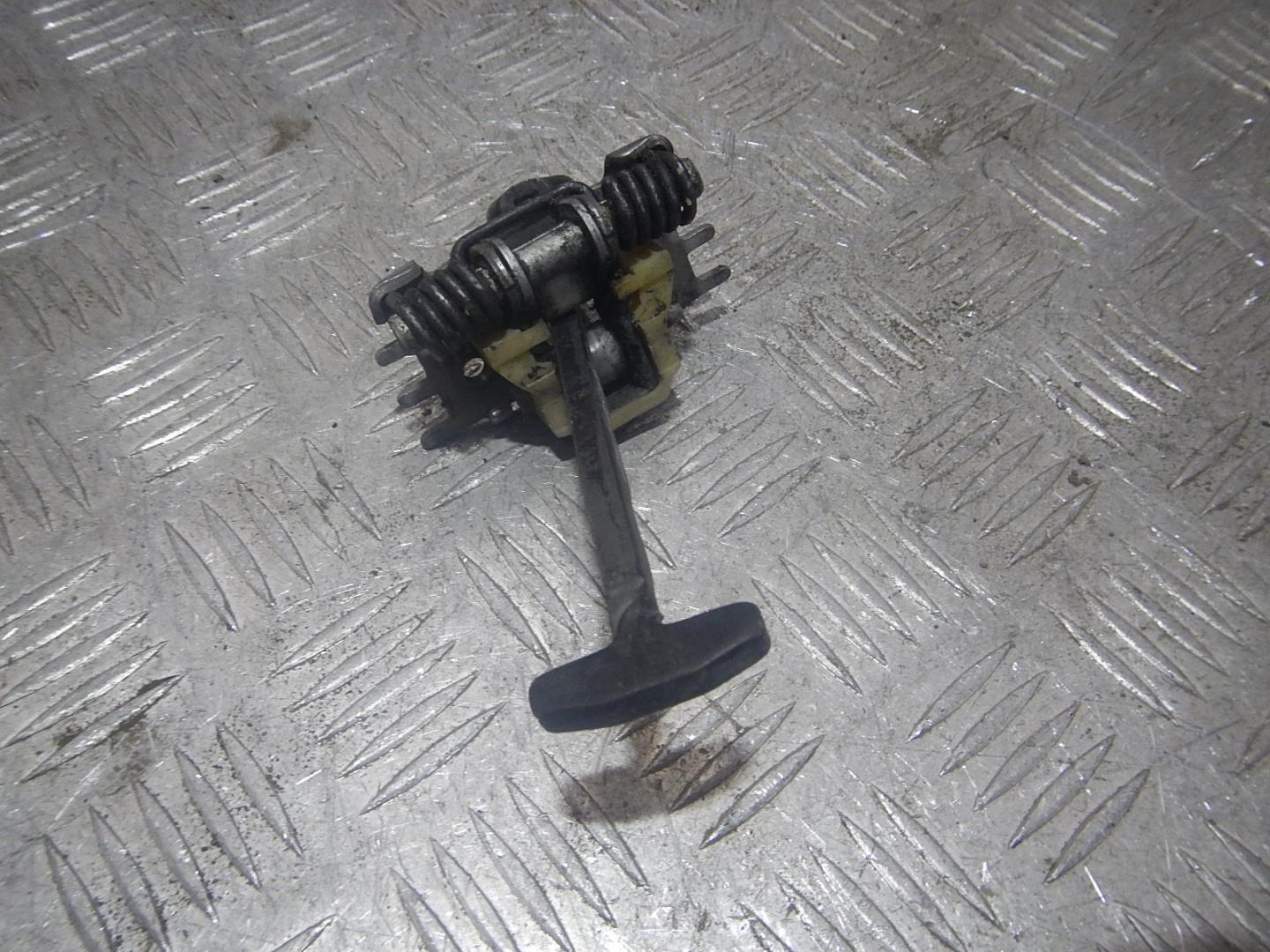 Ограничитель двери