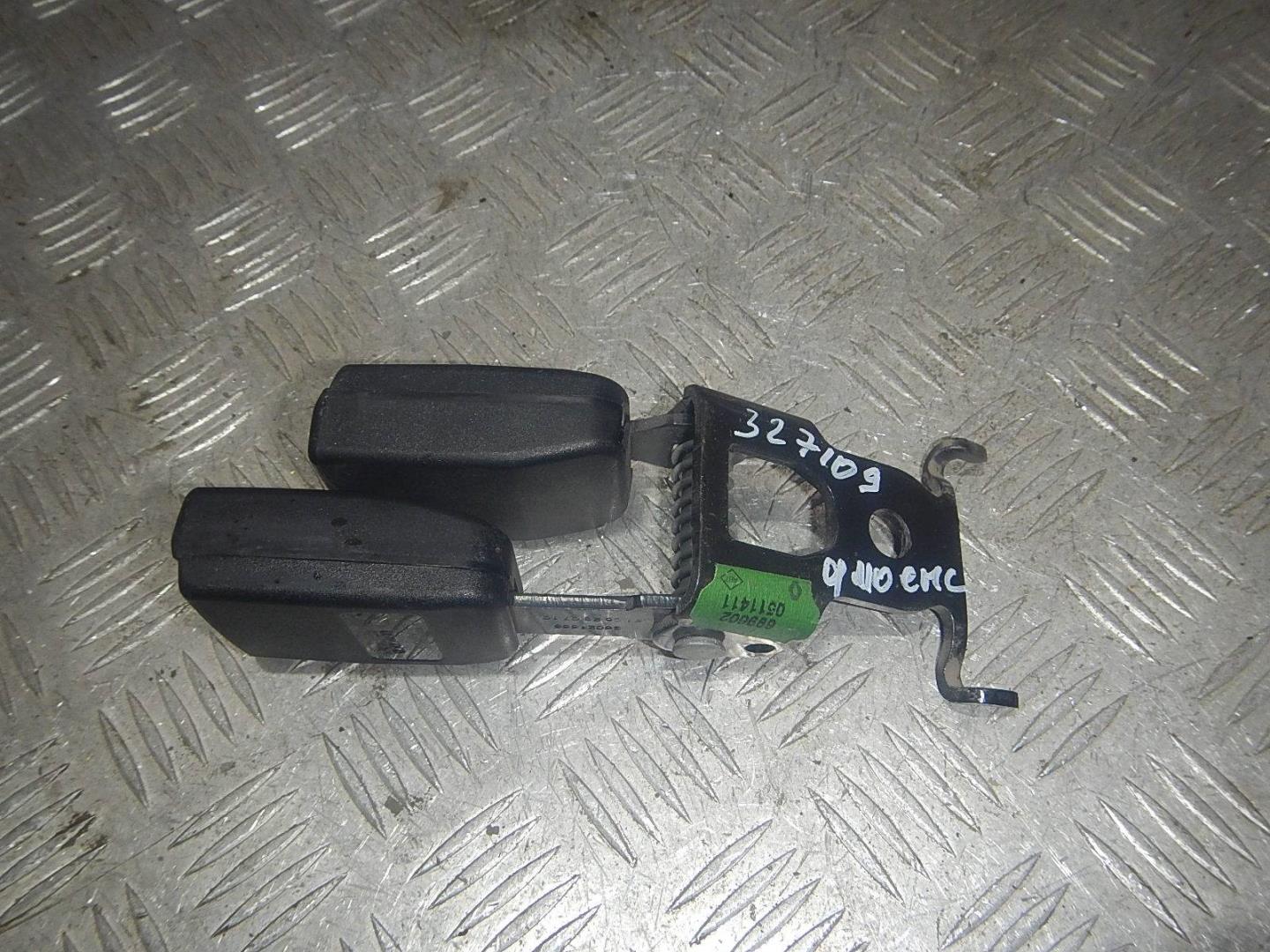 Ответная часть ремня безопасности