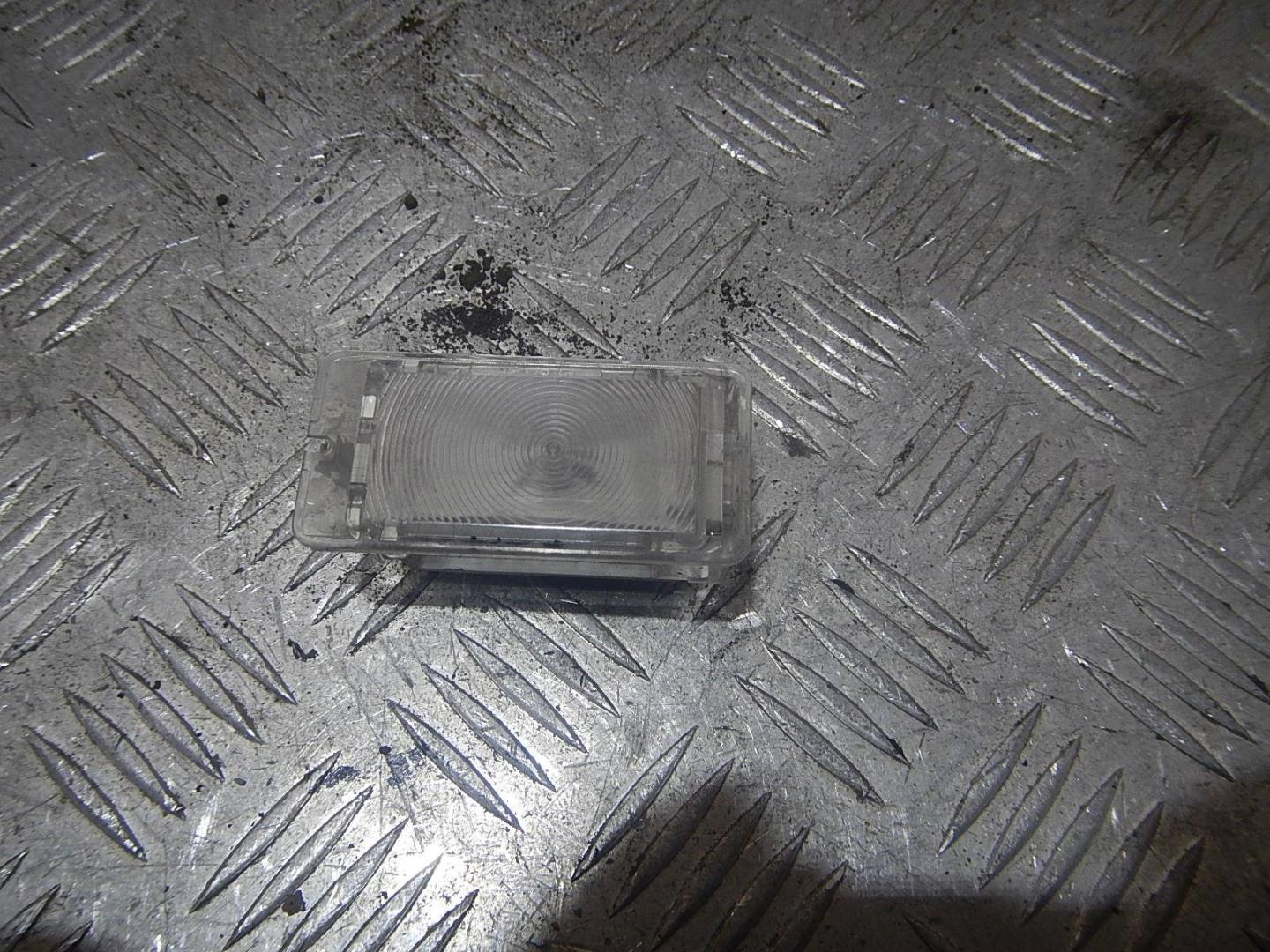 Плафон салонный