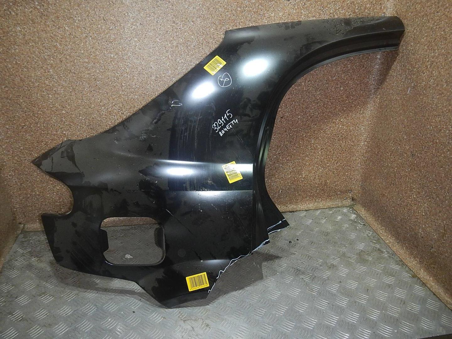 Крыло заднее правое