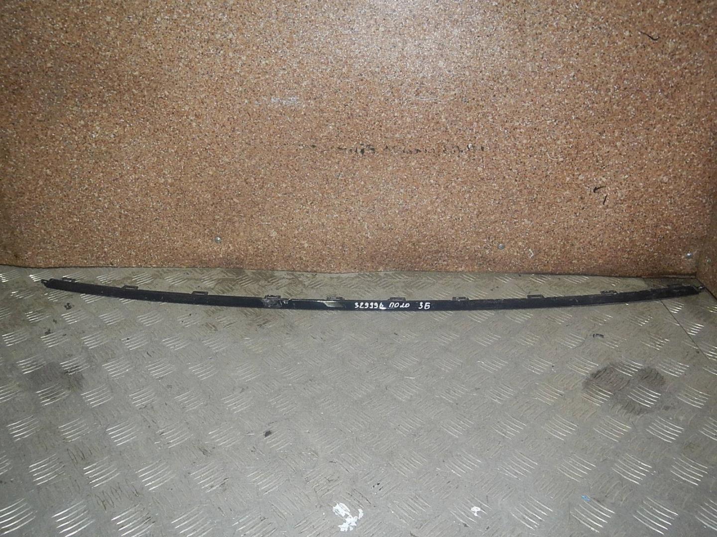 Молдинг заднего бампера