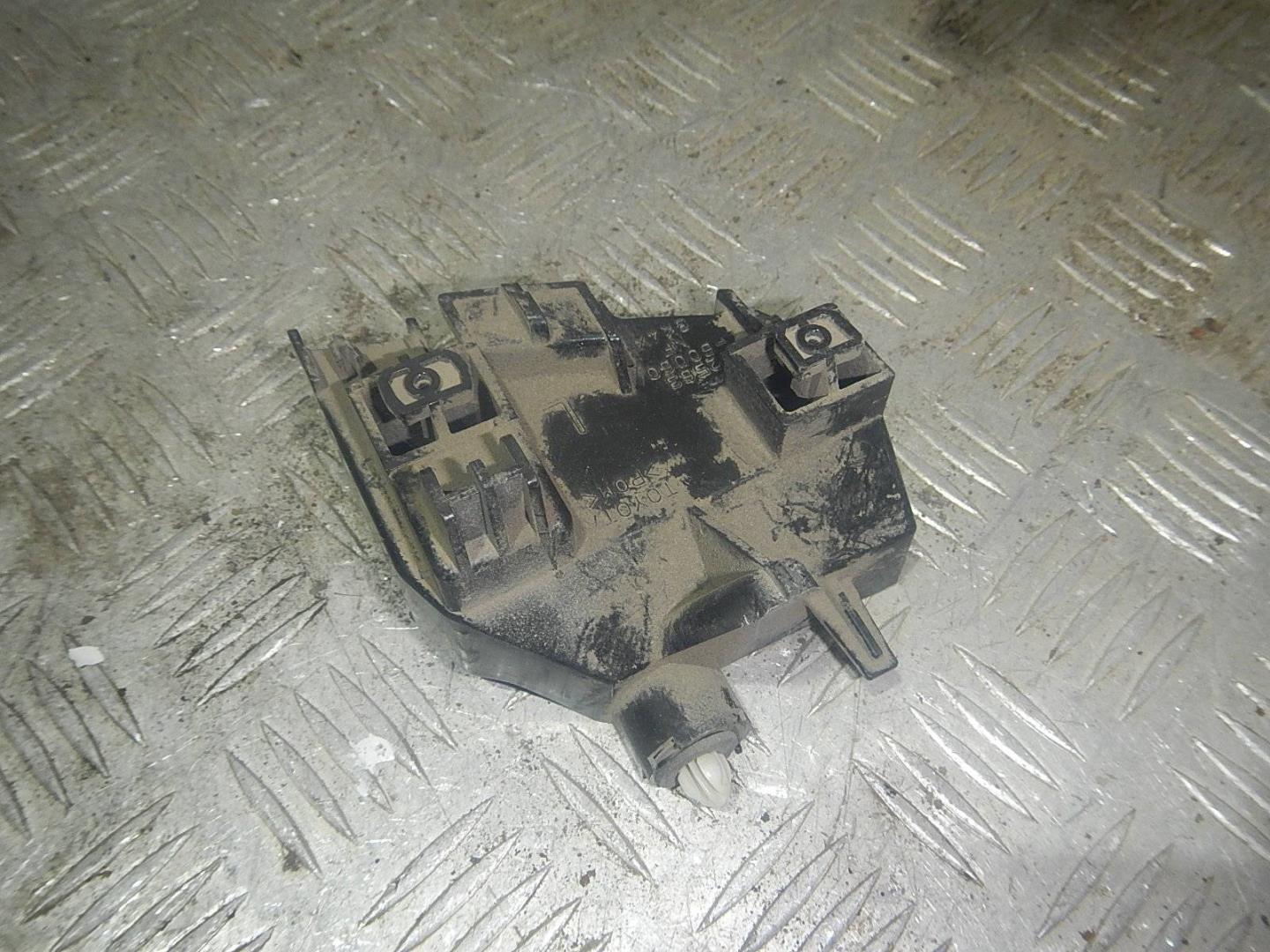 Кронштейн фонаря