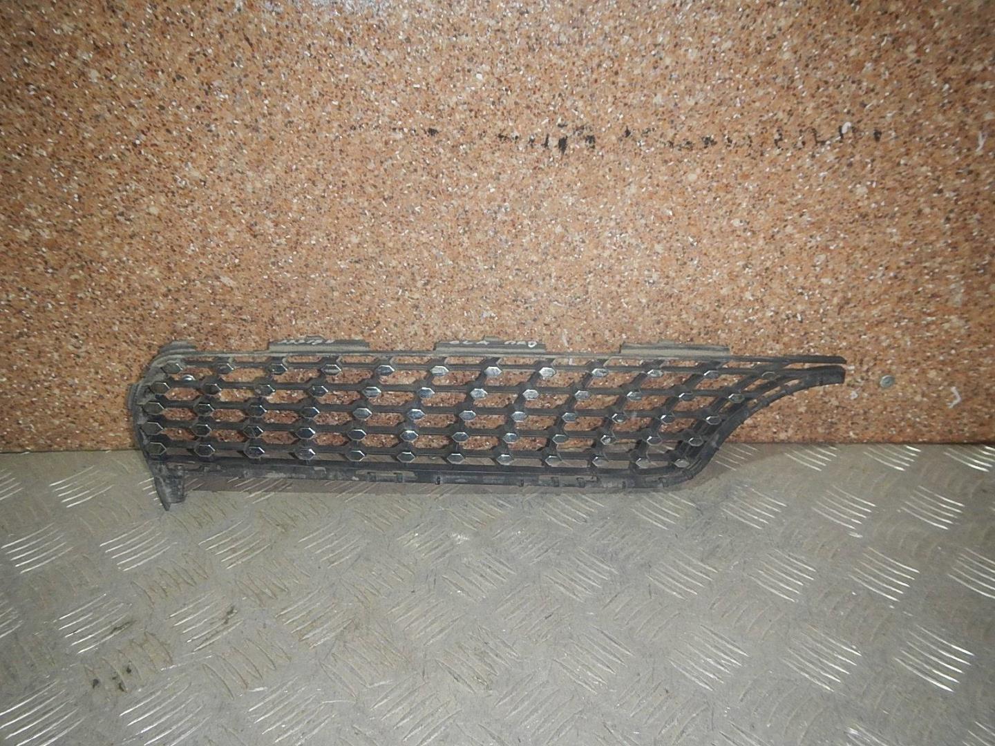 Накладка на решетку радиатора