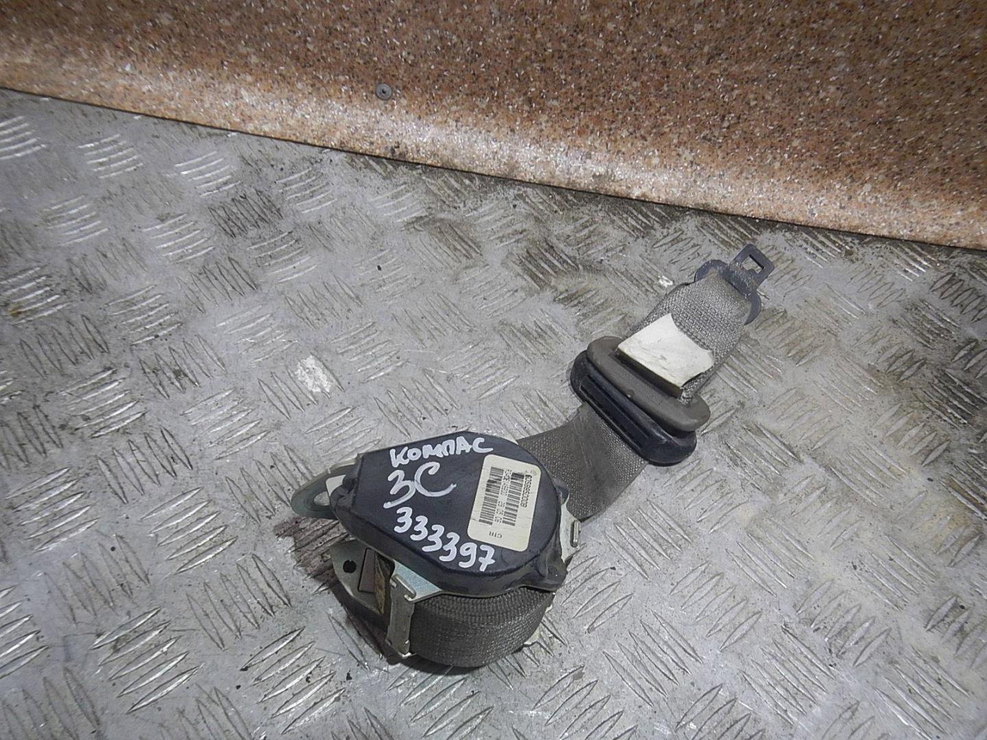 Ремень безопасности