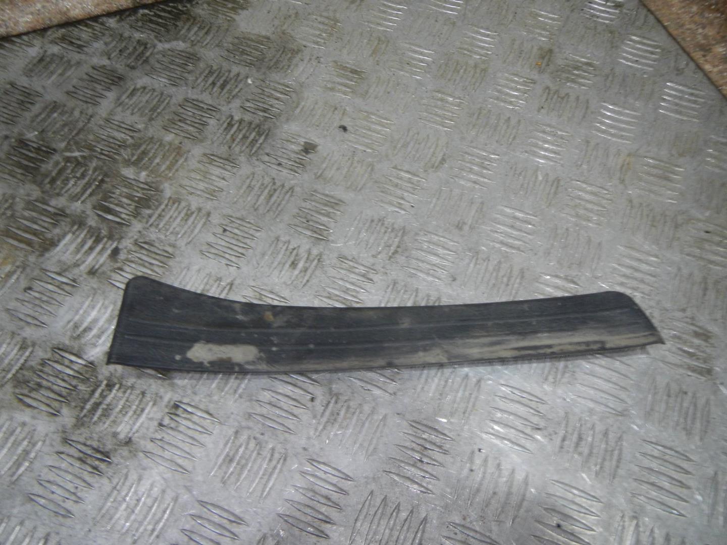 Накладка порога (внутренняя)