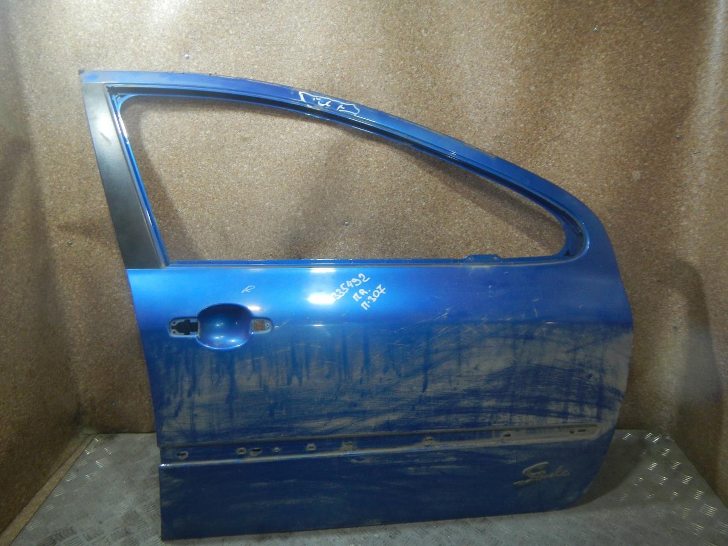 Дверь передняя правая