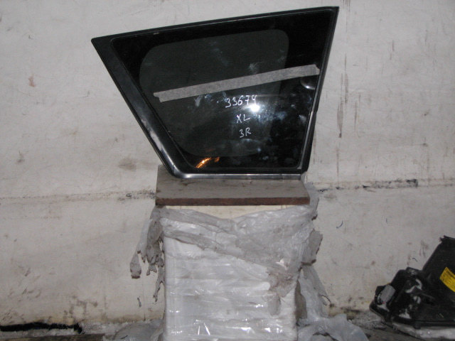 Стекло кузовное глухое правое