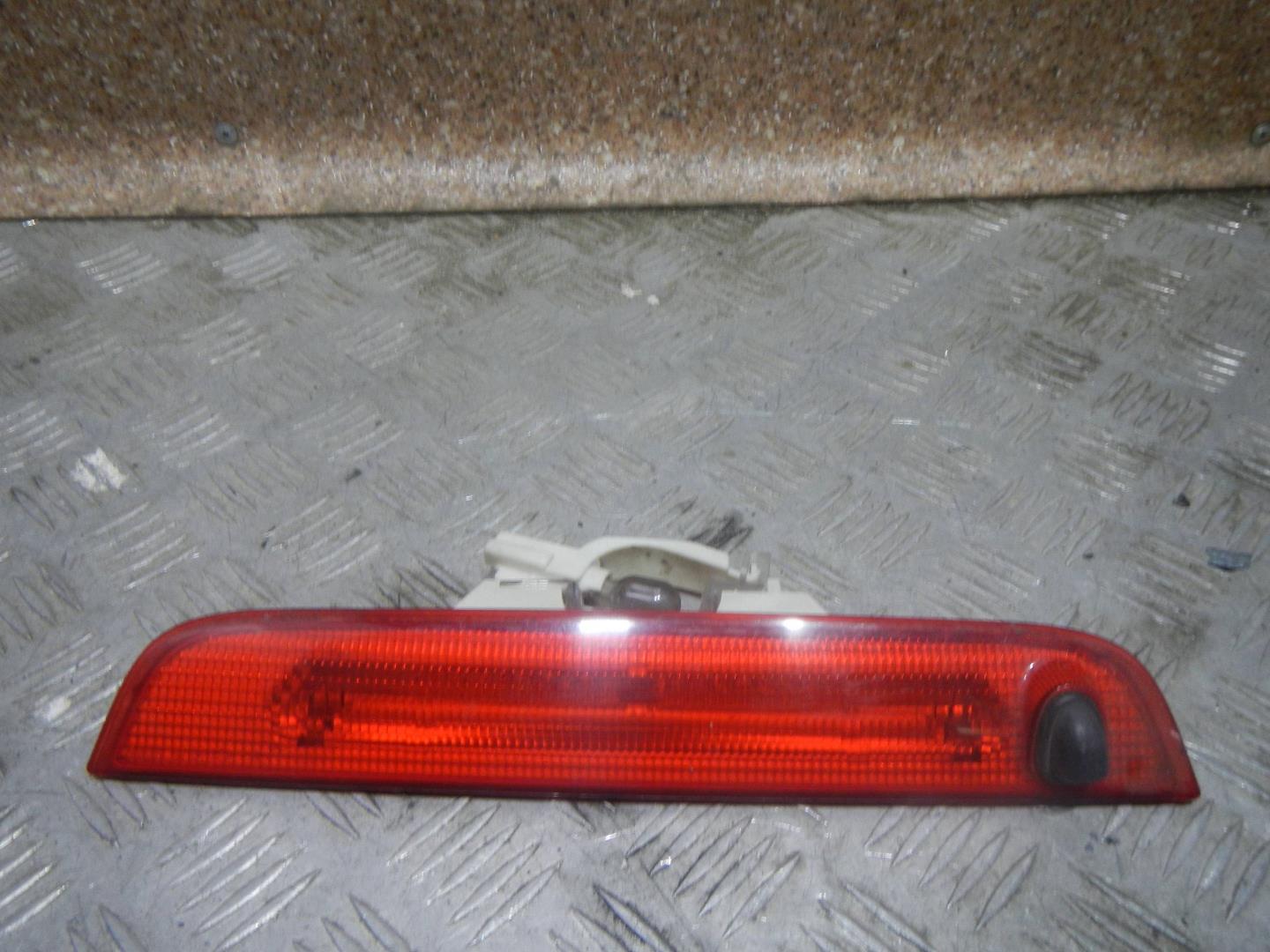 Фонарь задний (стоп сигнал)