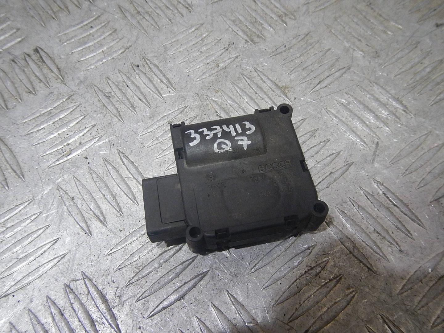 Моторчик заслонки печки