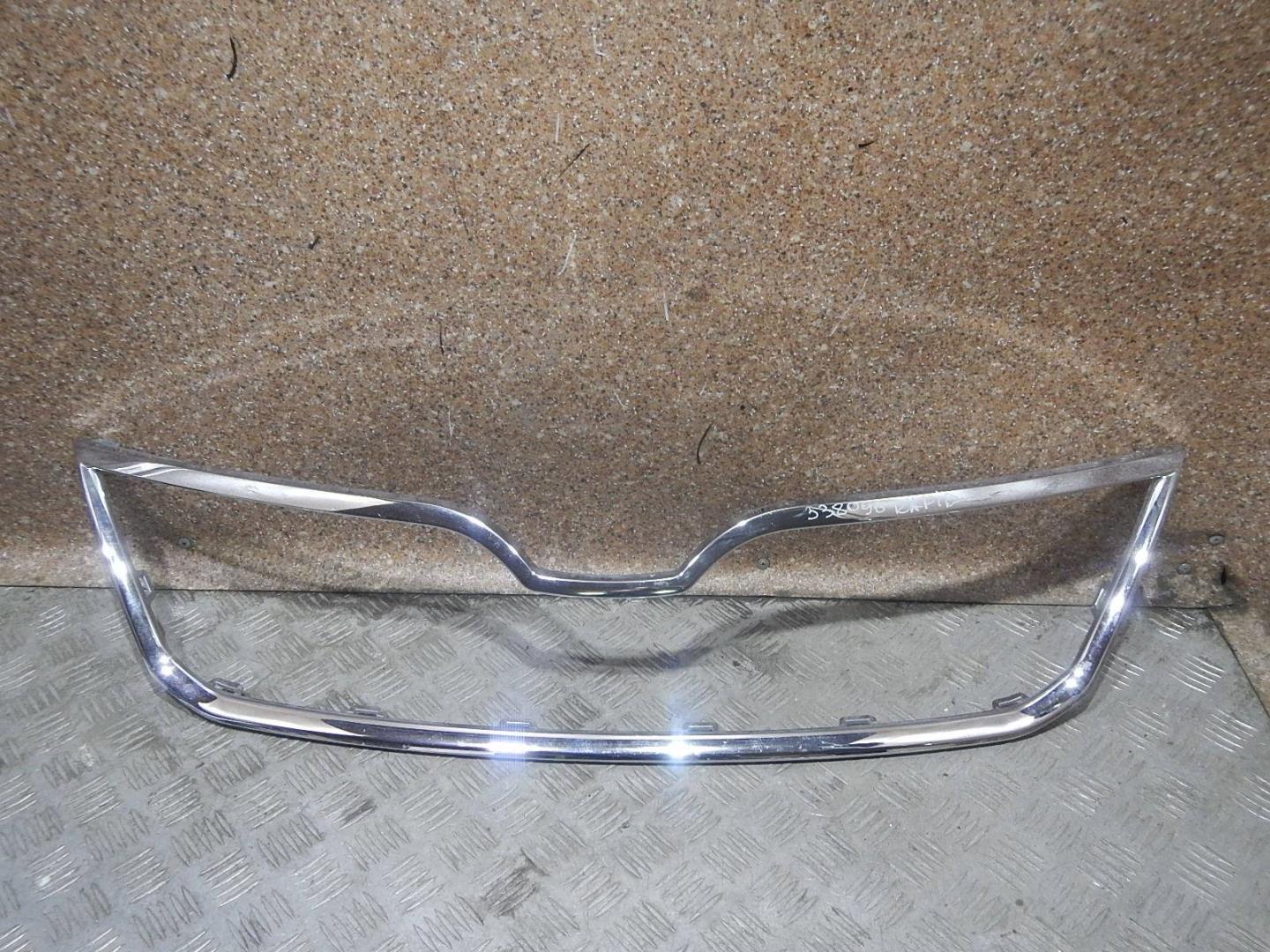 Накладка на решетку радиатора